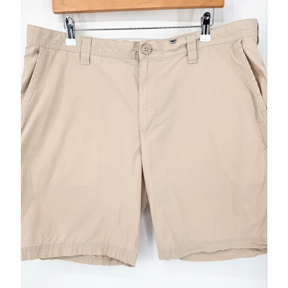 Columbia Men's Washed Out™ Cotton Chino Shorts Size 38 10 in inseam Khacki GUC